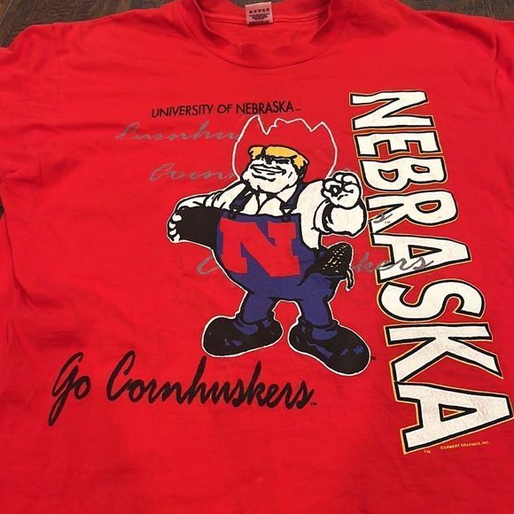 Nebraska Huskers Tee single stitched  90s Cornhuskers NCAA Football USA Size L - Picture 2 of 11